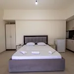 Hotel Rest Hour