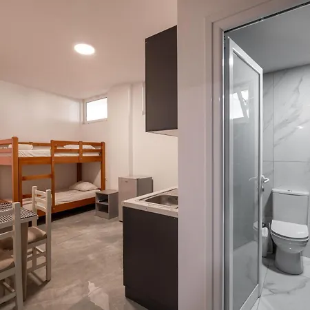 Rest Hour Hotel Ksamil