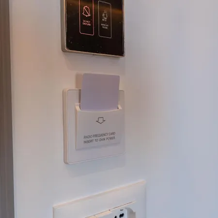 Rest Hour Hotel Ksamil