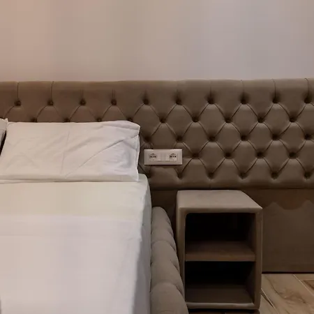 Rest Hour 3* 卡萨米尔