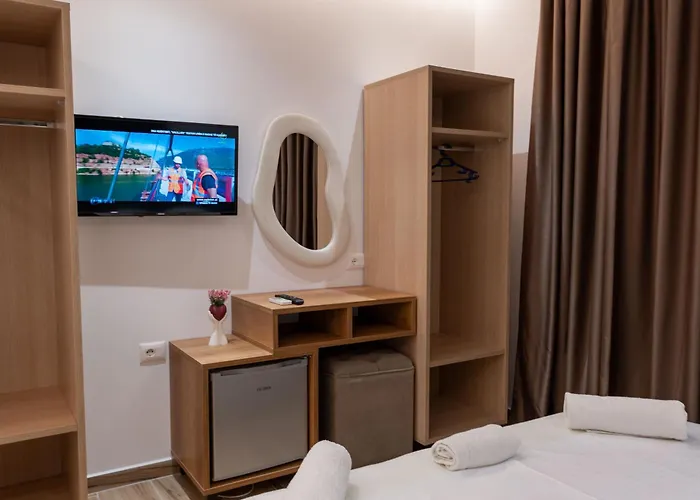 Rest Hour 酒店 卡萨米尔