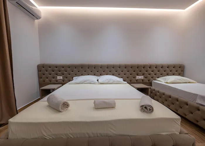 Rest Hour 酒店 卡萨米尔