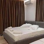 Rest Hour Hotel 3*