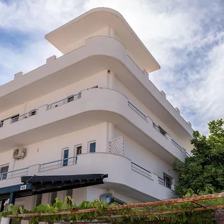 Rest Hour Hotel