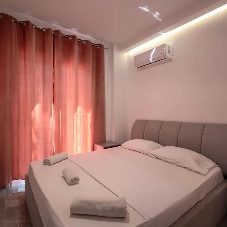 Rest Hour Hotel Ksamil